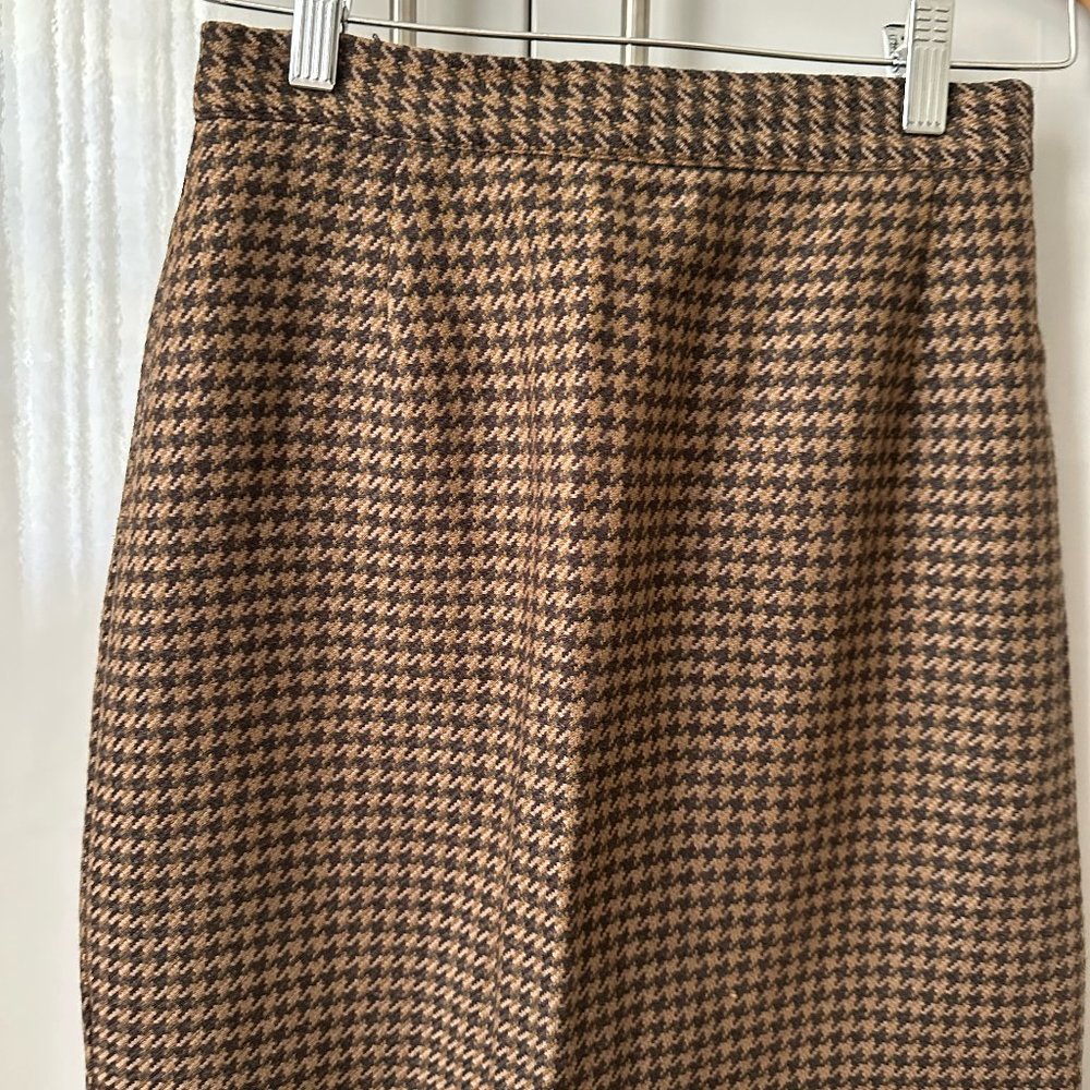 sold ~ Paniz New York Women's 100% Wool Skirt